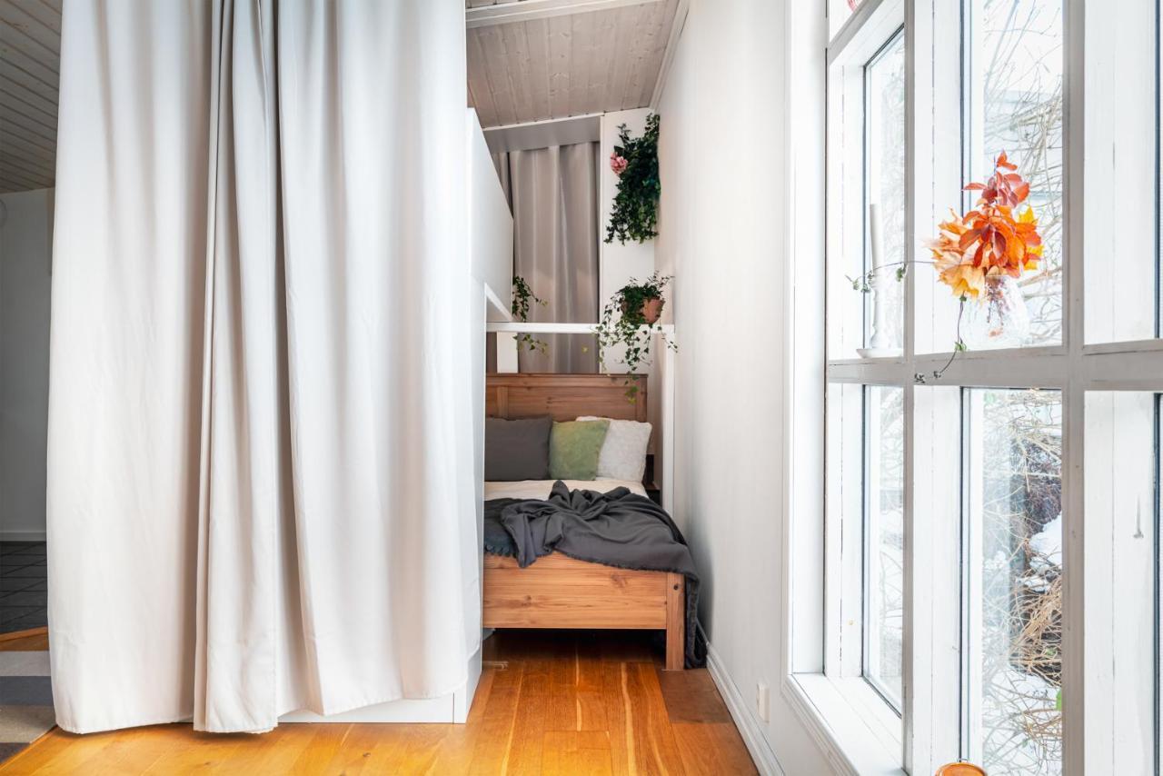 Theo & Lilis Countryside Apartment Эребру Экстерьер фото