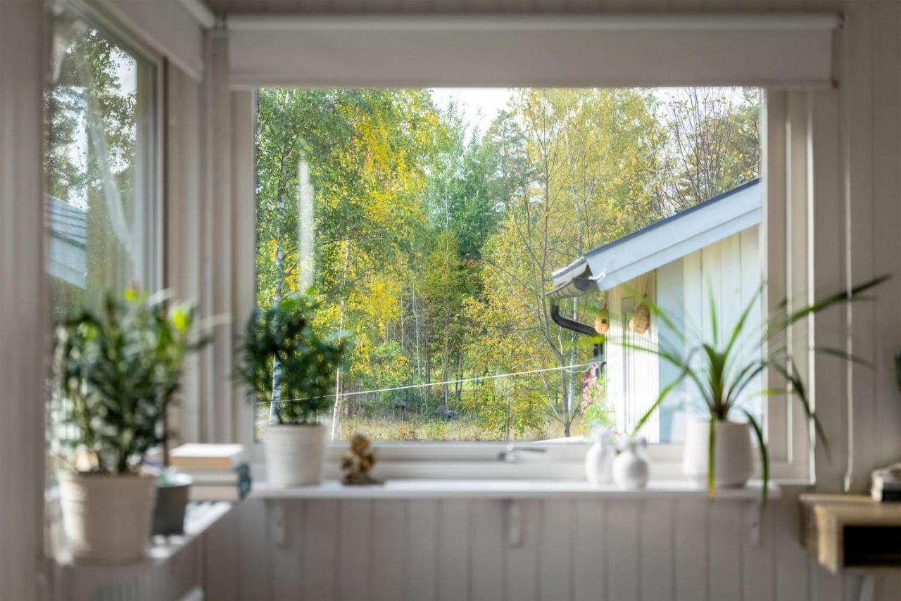Theo & Lilis Countryside Apartment Эребру Экстерьер фото